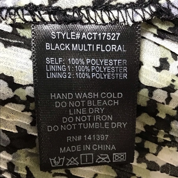 Astr Alexis Black Multi Floral Puff Sleeve Blouse - Picture 9 of 13